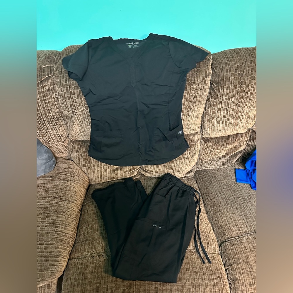 All heart scrub set